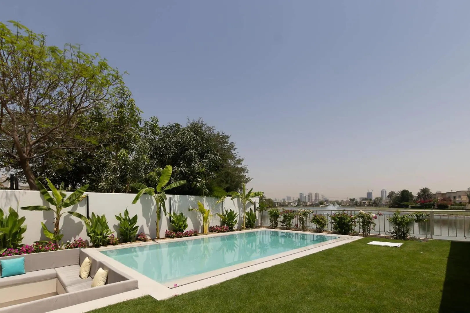 Villa Zalex Springs 14 Luxury Living With Private Pool Dubai