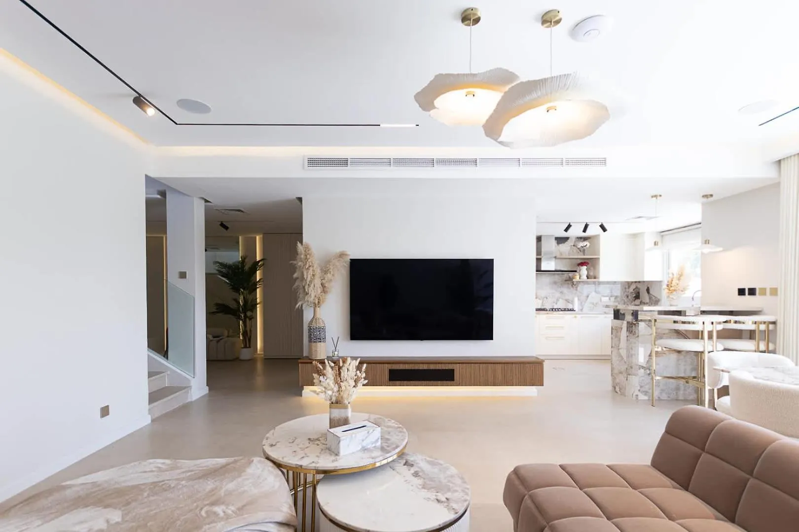 Villa Zalex Springs 14 Luxury Living With Private Pool Dubai Holiday home